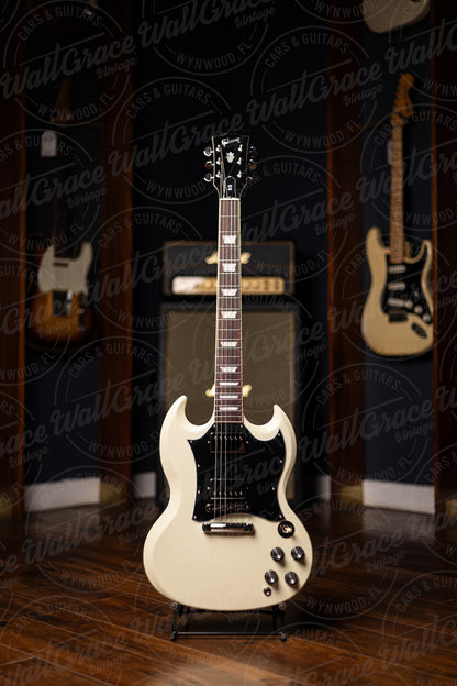 Gibson SG Standard Electric Guitar - Classic White