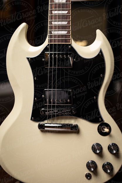 Gibson SG Standard Electric Guitar - Classic White