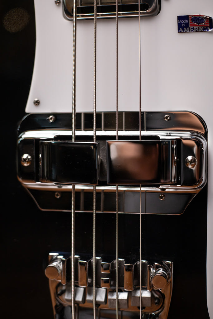 2007 Rickenbacker Jetglo Electric Bass Guitar 4001 C64S