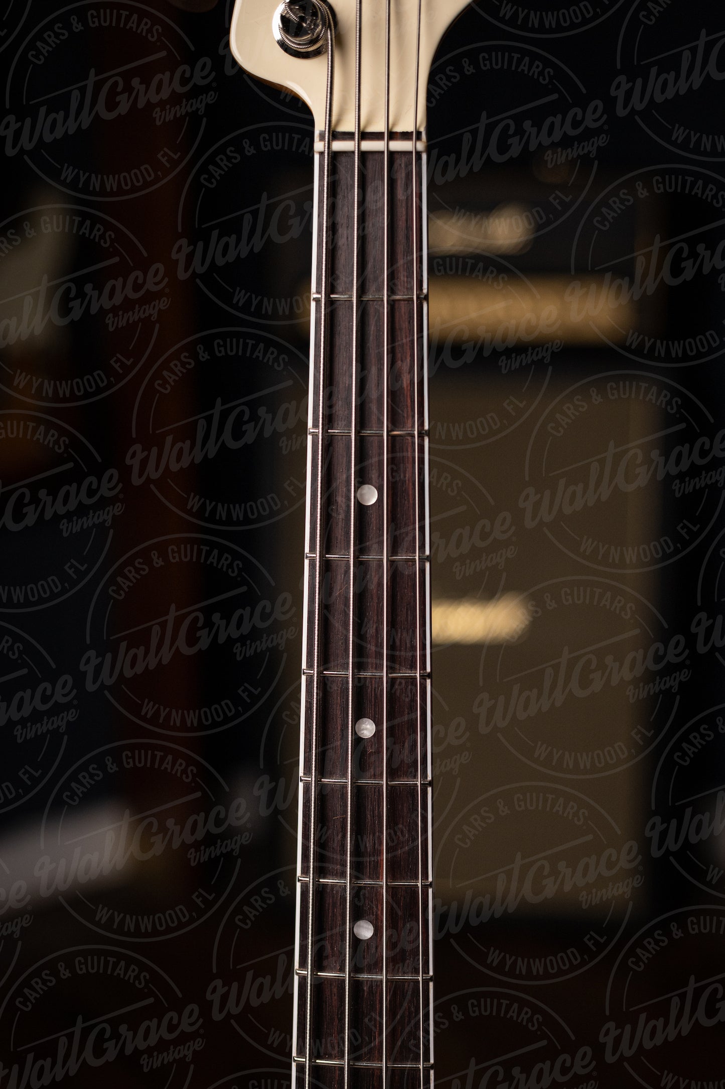 Fender American Vintage II 1966 Jazz Bass - Olympic White