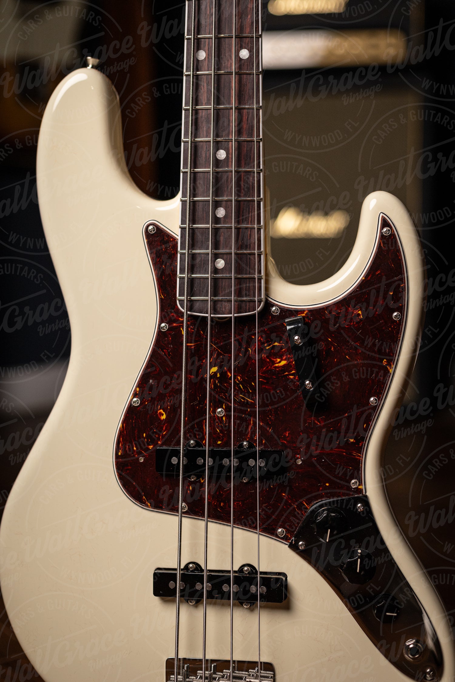 Fender American Vintage II 1966 Jazz Bass - Olympic White
