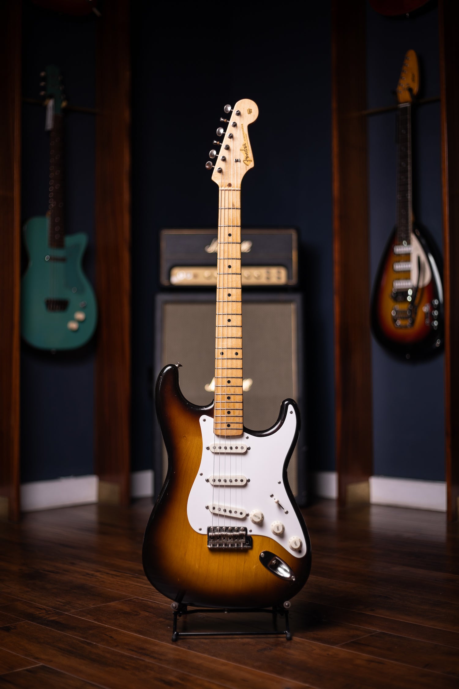 1957 Fender Stratocaster Electric Guitar | Sunburst – Walt