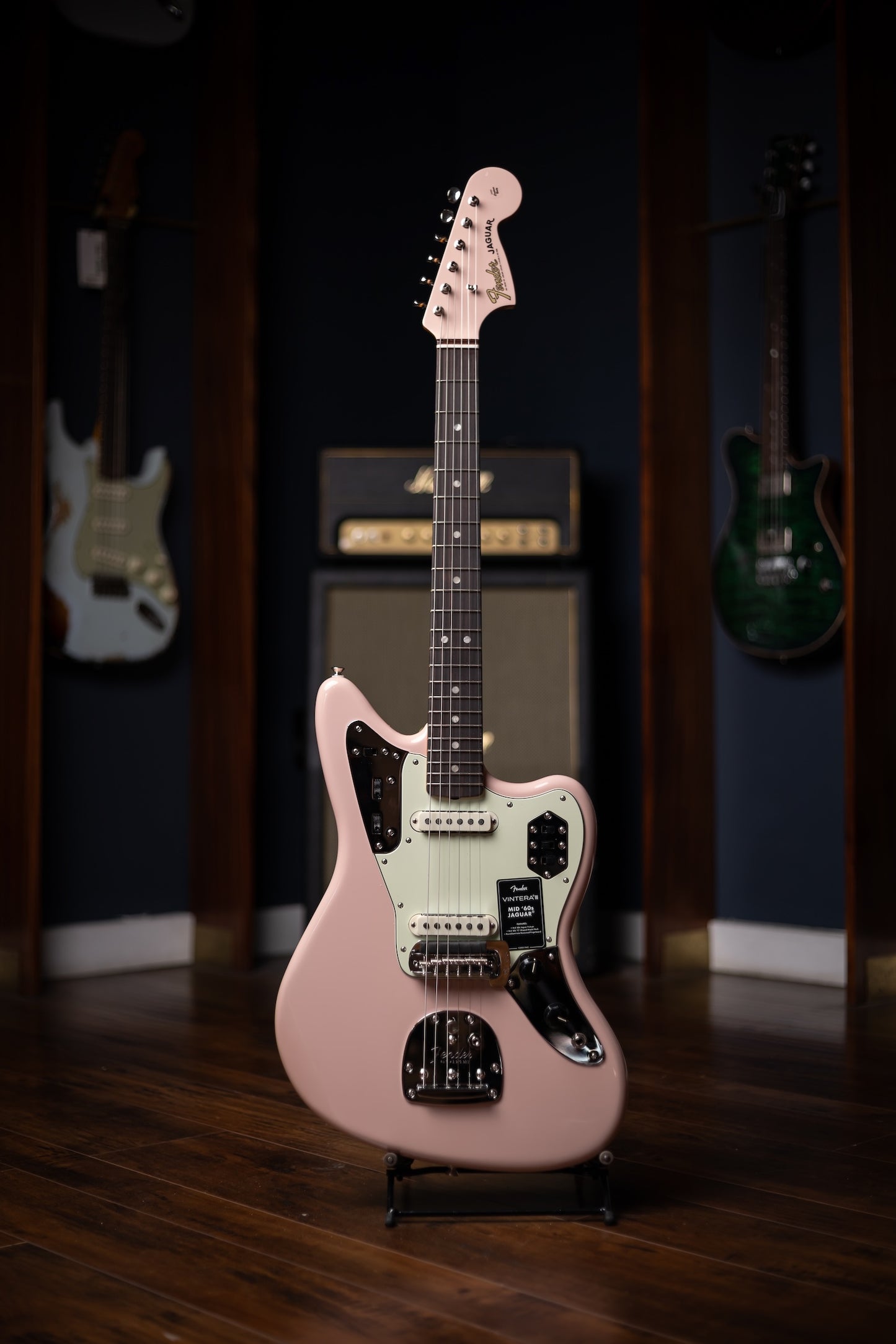 Fender  Vintera III Mid '60s Jaguar - Shell Pink