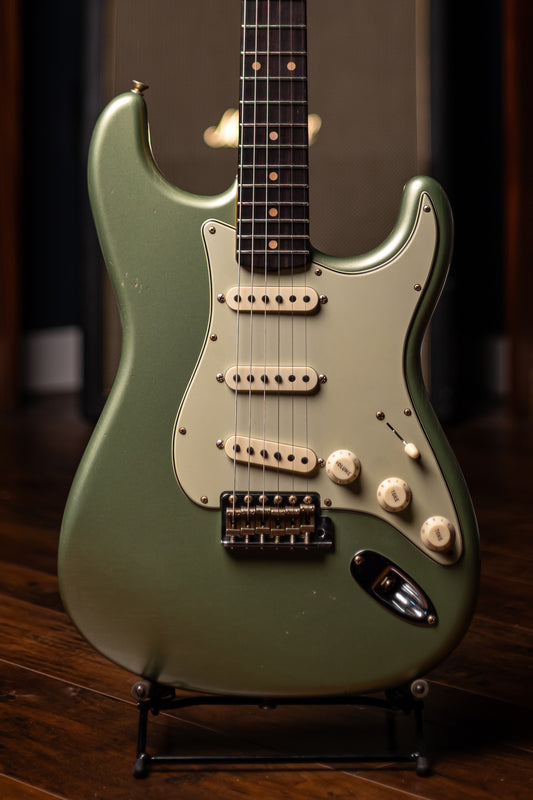 Fender Custom Shop 1959 Journeyman Stratocaster Electric Guitar - Faded Aged Sage Green Metallic