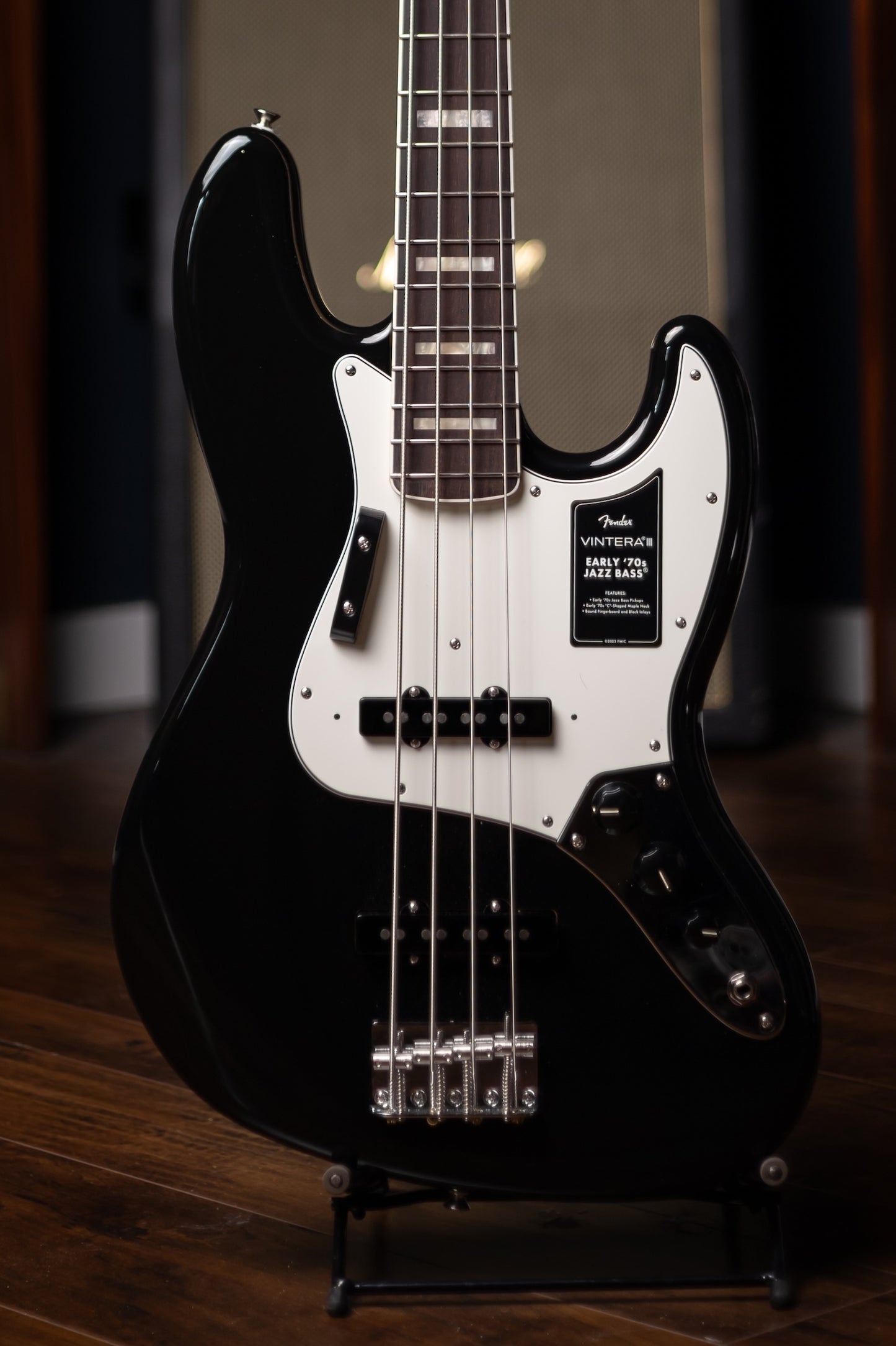Fender Vintera III Early '70s Jazz Bass - Black