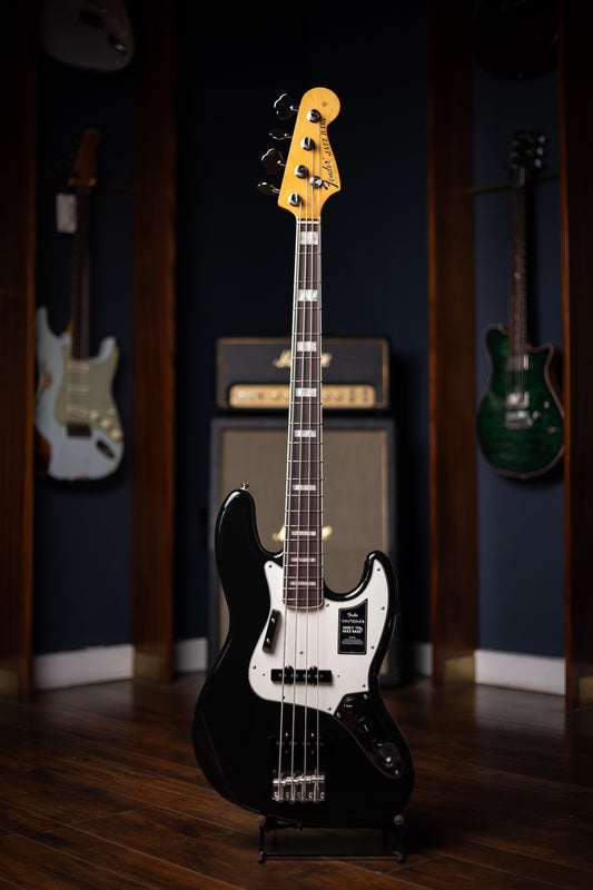 Fender Vintera III Early '70s Jazz Bass - Black