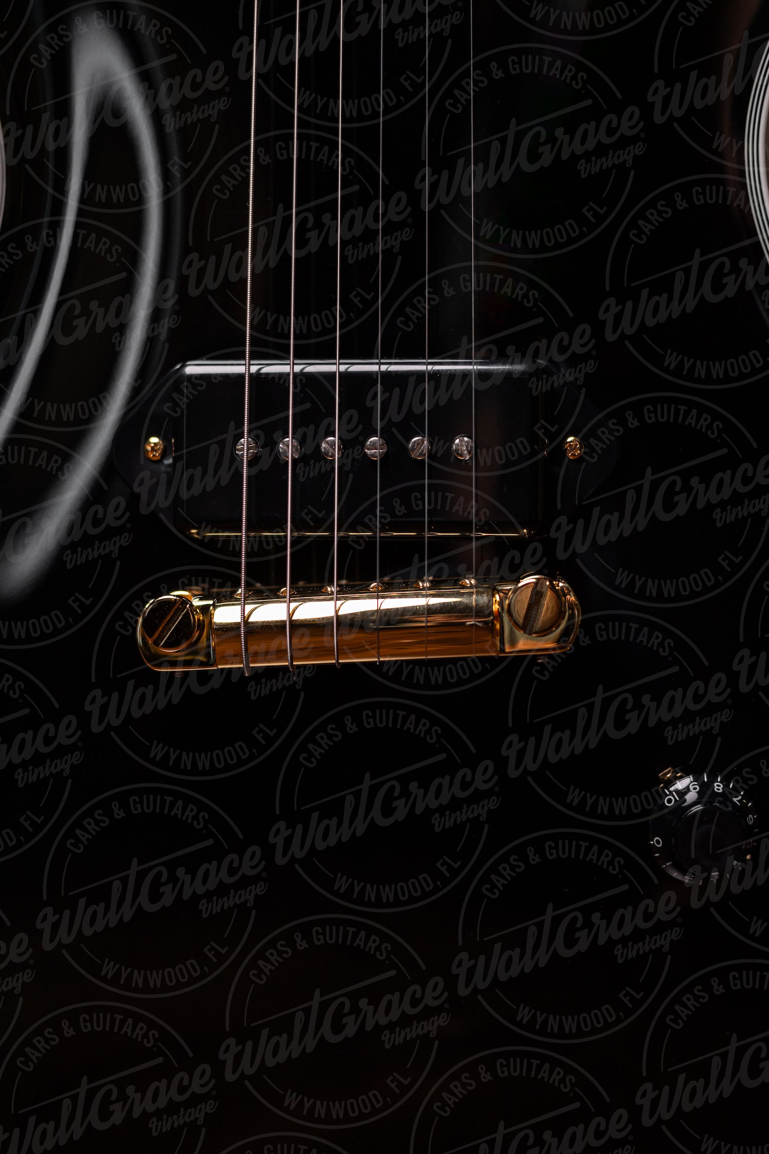 Pre-Order | Carneglia Stallion Custom P-90 Electric Guitar - Ebony