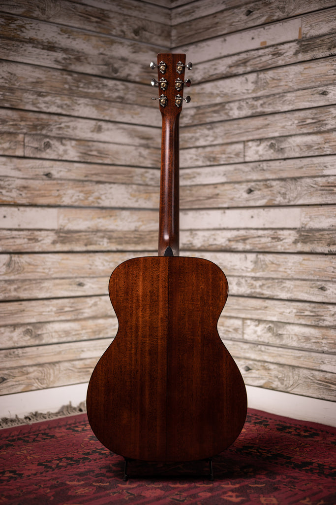 Martin 000-18 Acoustic Guitar - Natural Sitka Spruce