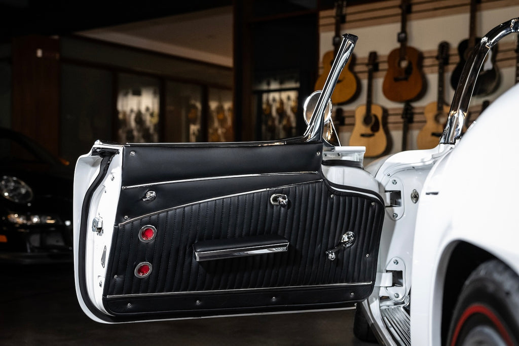 1962 Chevrolet Corvette "Restomod" - White