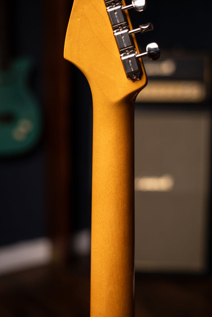 Fender American Vintage II 1965 Stratocaster Round-Lam Electric Guitar - Candy Apple Red