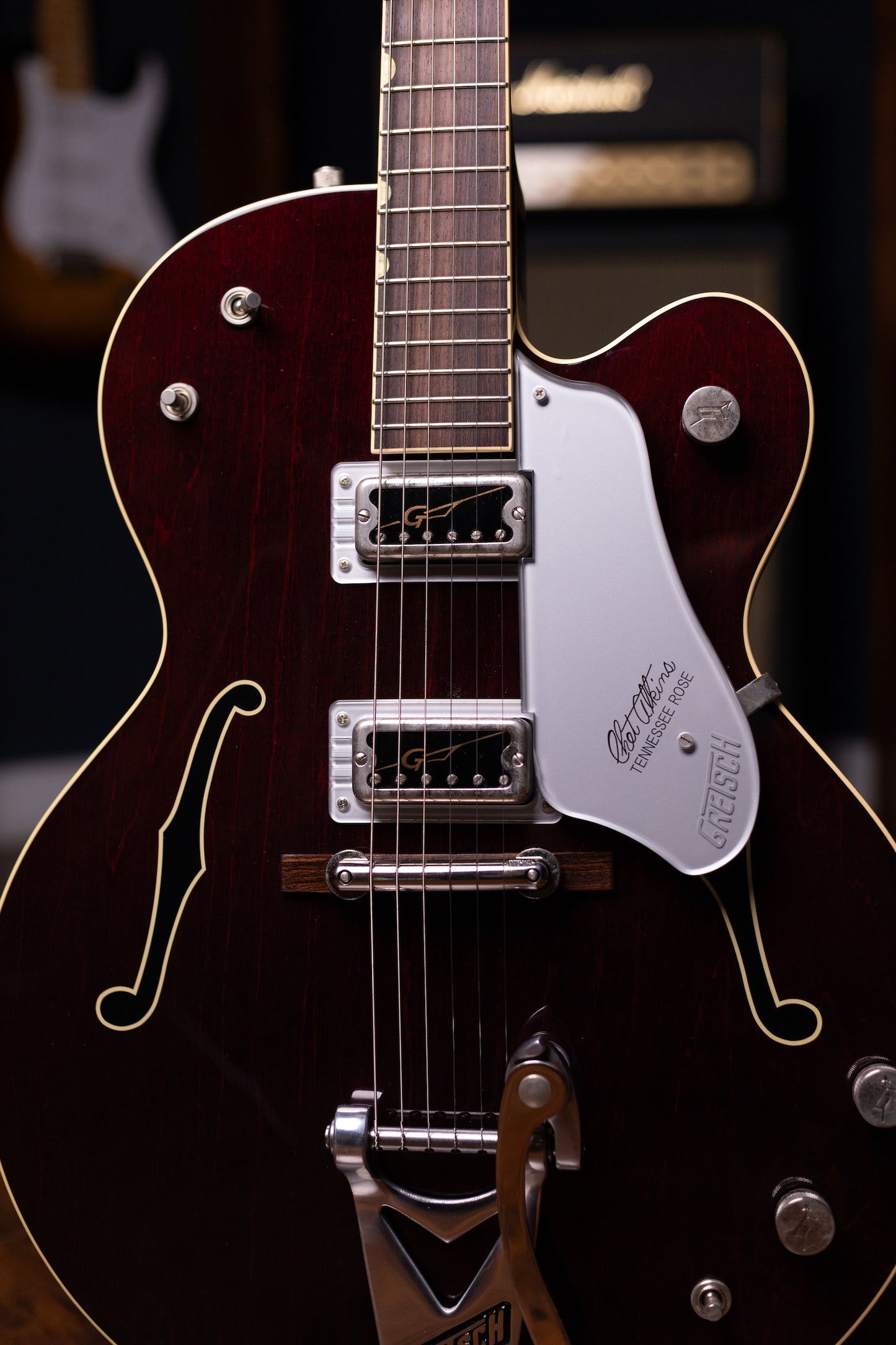 2018 Gretsch G6119-1962HT Chet Atkins Tennessee Rose HT Electric Guitar - Burgundy