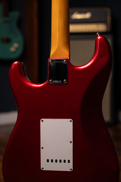 Fender American Vintage II 1965 Stratocaster Round-Lam Electric Guitar - Candy Apple Red