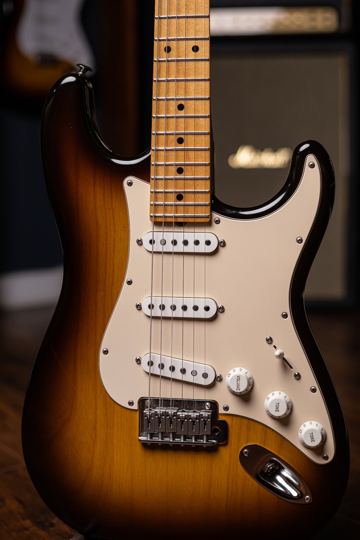 2003 Suhr Classic S Ash with Maple Frertboard Electric Guitar - Sunburst