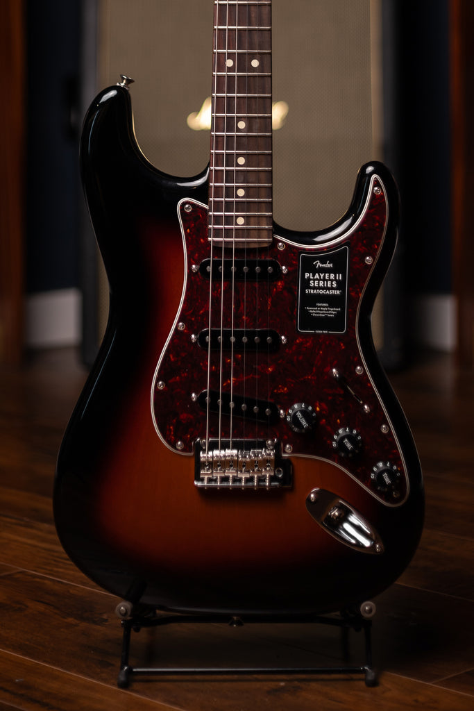 Fender Player II Stratocaster Electric Guitar - Limited-edition Sparkle 3-color Sunburst