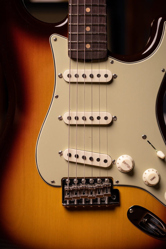 Fender Custom Shop Vintage Custom 1959 Stratocaster Electric Guitar - Chocolate 3-Color Sunburst