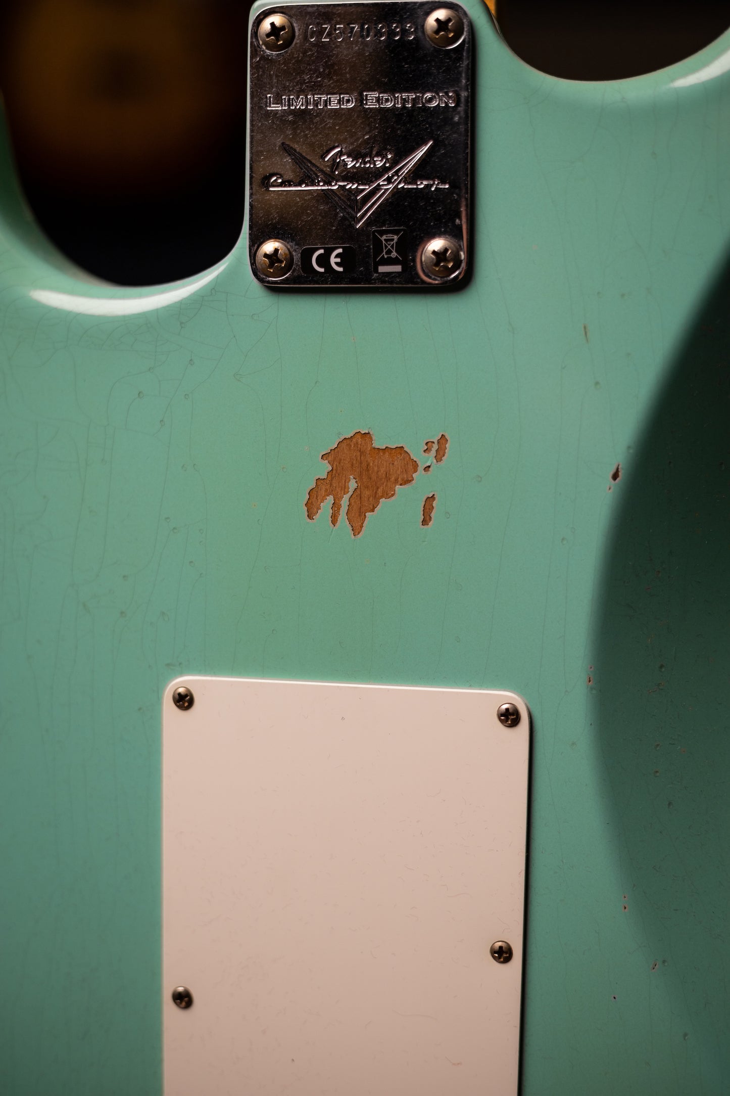 Fender Custom Shop Limited-Edition Fat '50s Stratocaster Relic Electric Guitar - Super Faded Aged Sea Foam Green