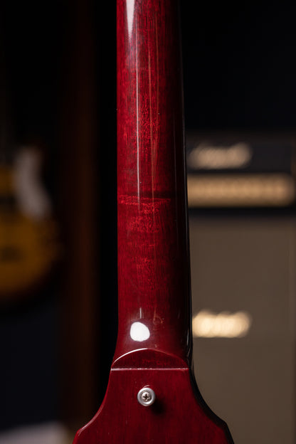 2001 Gibson '67 Flying V Electric Guitar - Cherry