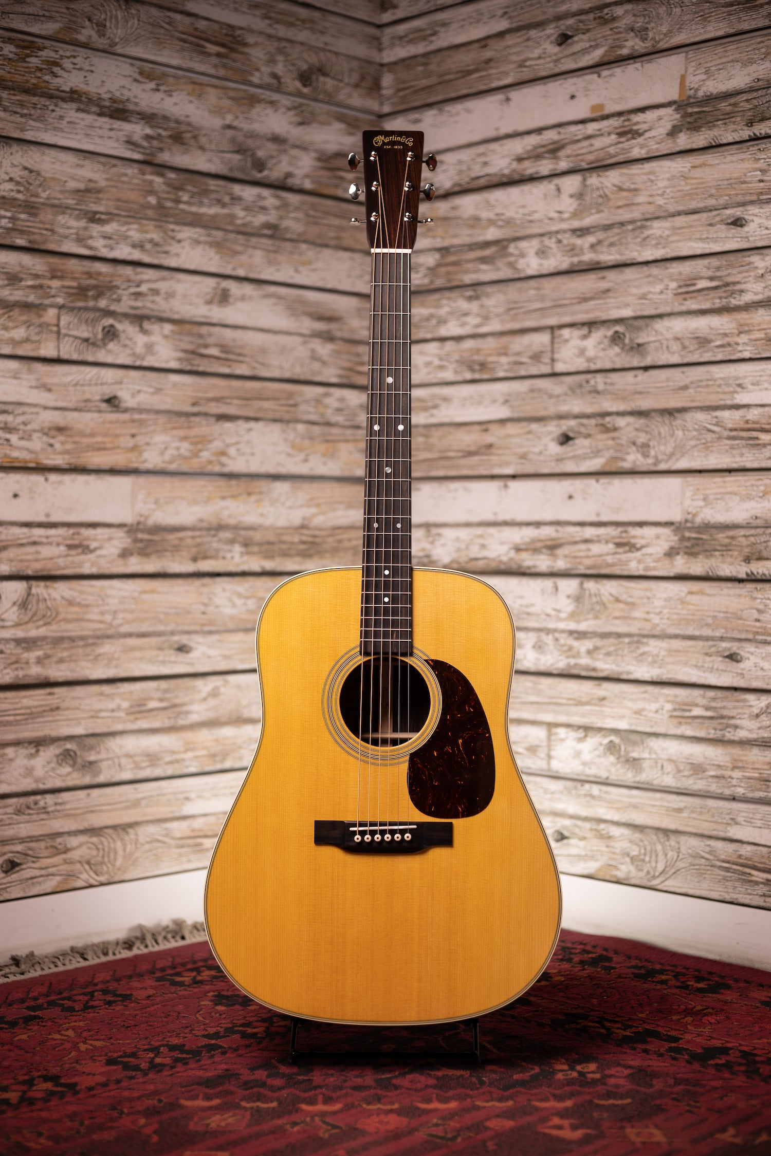 Martin D-28 2017 Acoustic Guitar - Natural