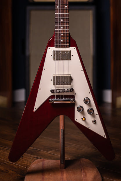 2001 Gibson '67 Flying V Electric Guitar - Cherry