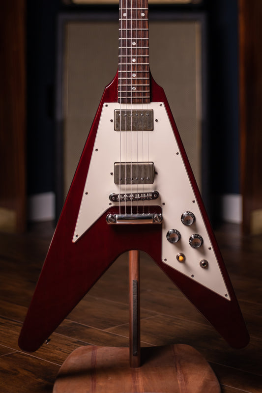 2001 Gibson '67 Flying V Electric Guitar - Cherry