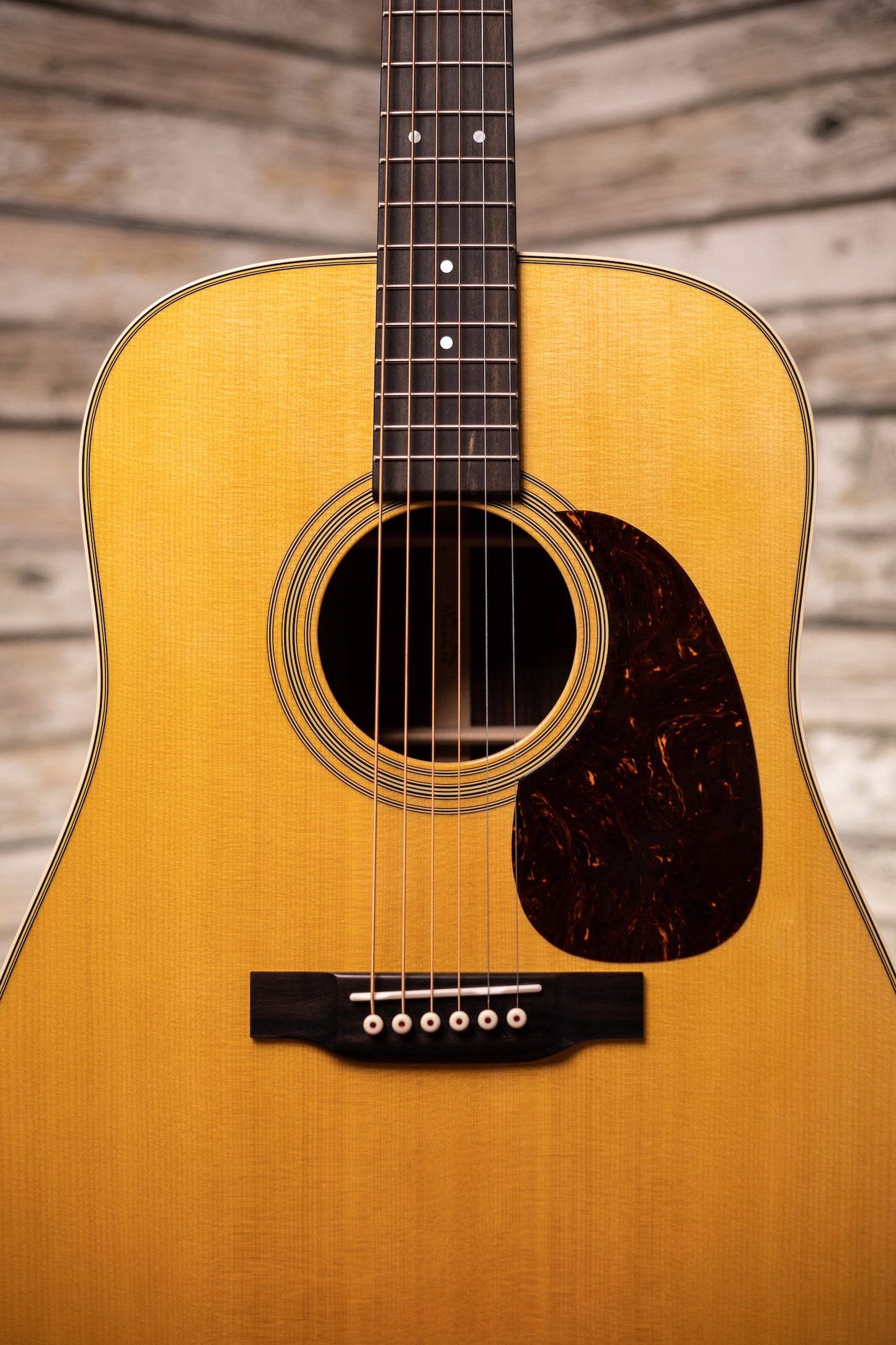Martin D-28 2017 Acoustic Guitar - Natural