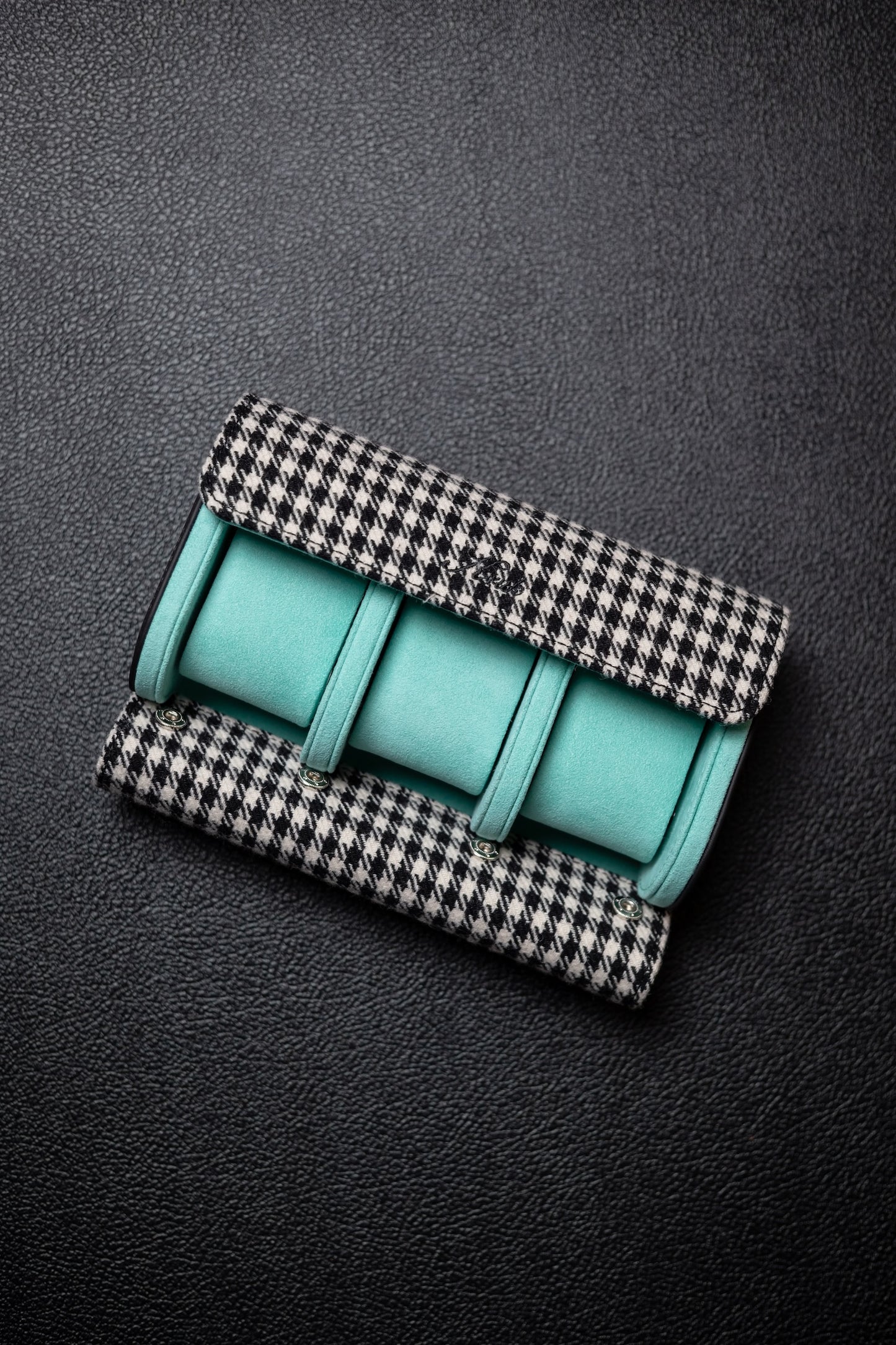 KRUK Black/ White with Tiffany Blue 3- Watch Case