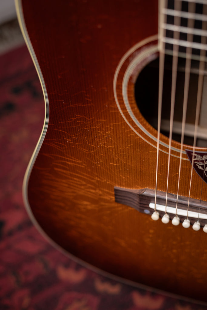 Gibson Custom Shop 1960 Hummingbird Murphy Lab Light Aged Acoustic Guitar - Cherry Sunburst