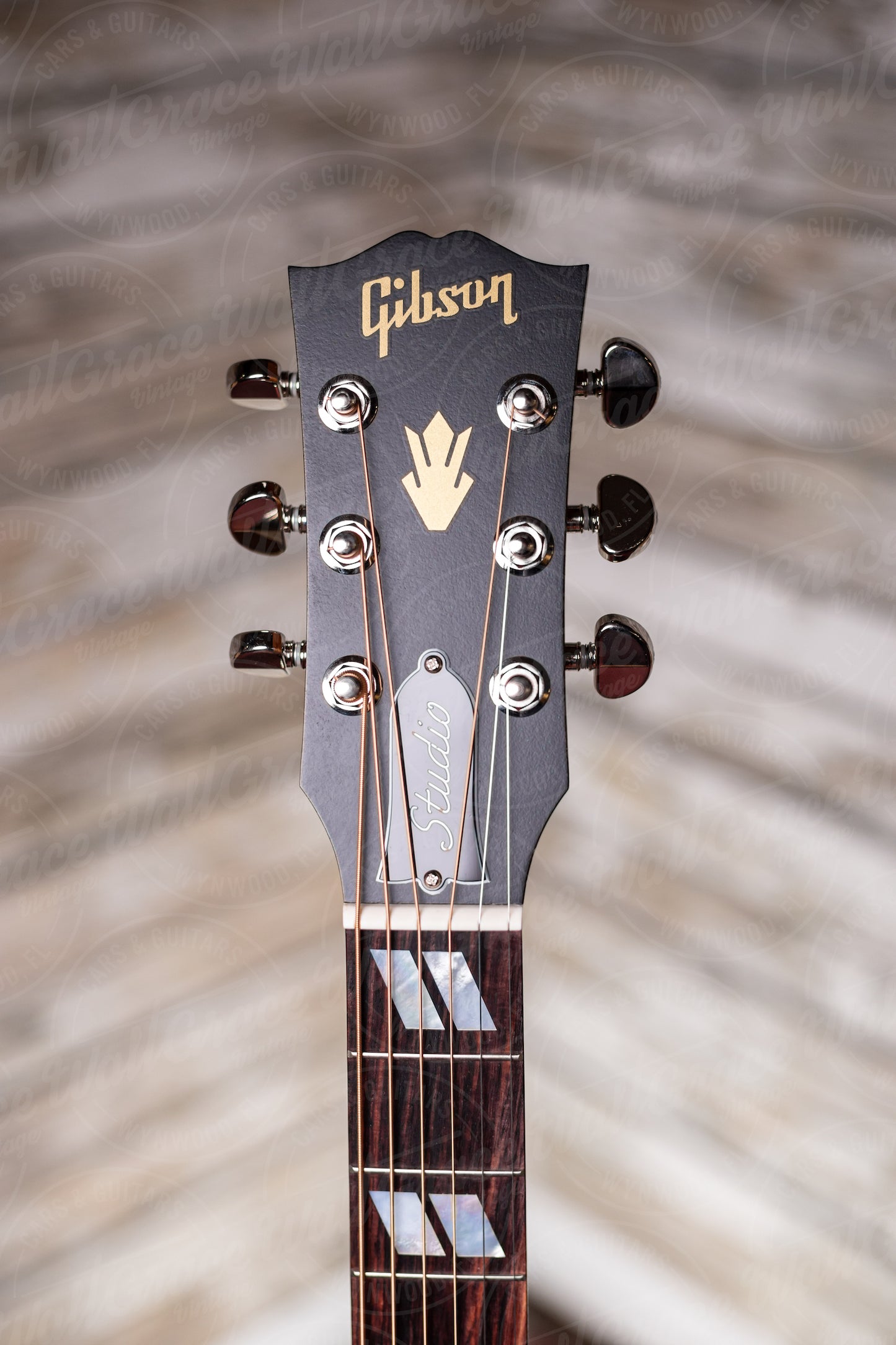 Gibson Hummingbird Studio Rosewood Acoustic Guitar - Satin Rosewood Burst