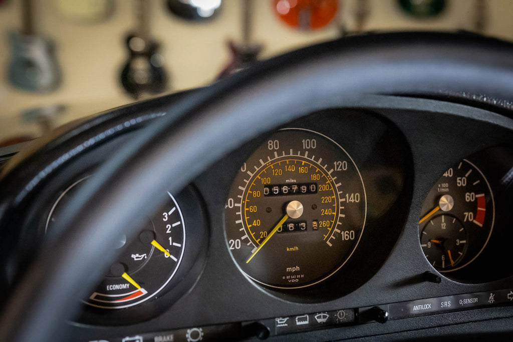 1986 Mercedes 560SL - Black Pearl Metallic