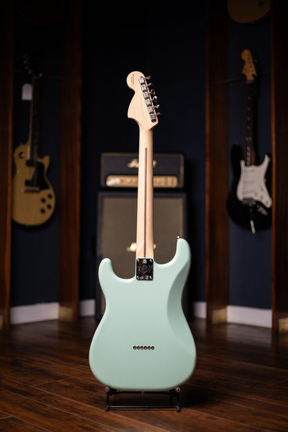 Fender Limited Edition Tom Delonge Stratocaster Electric Guitar - Surf Green