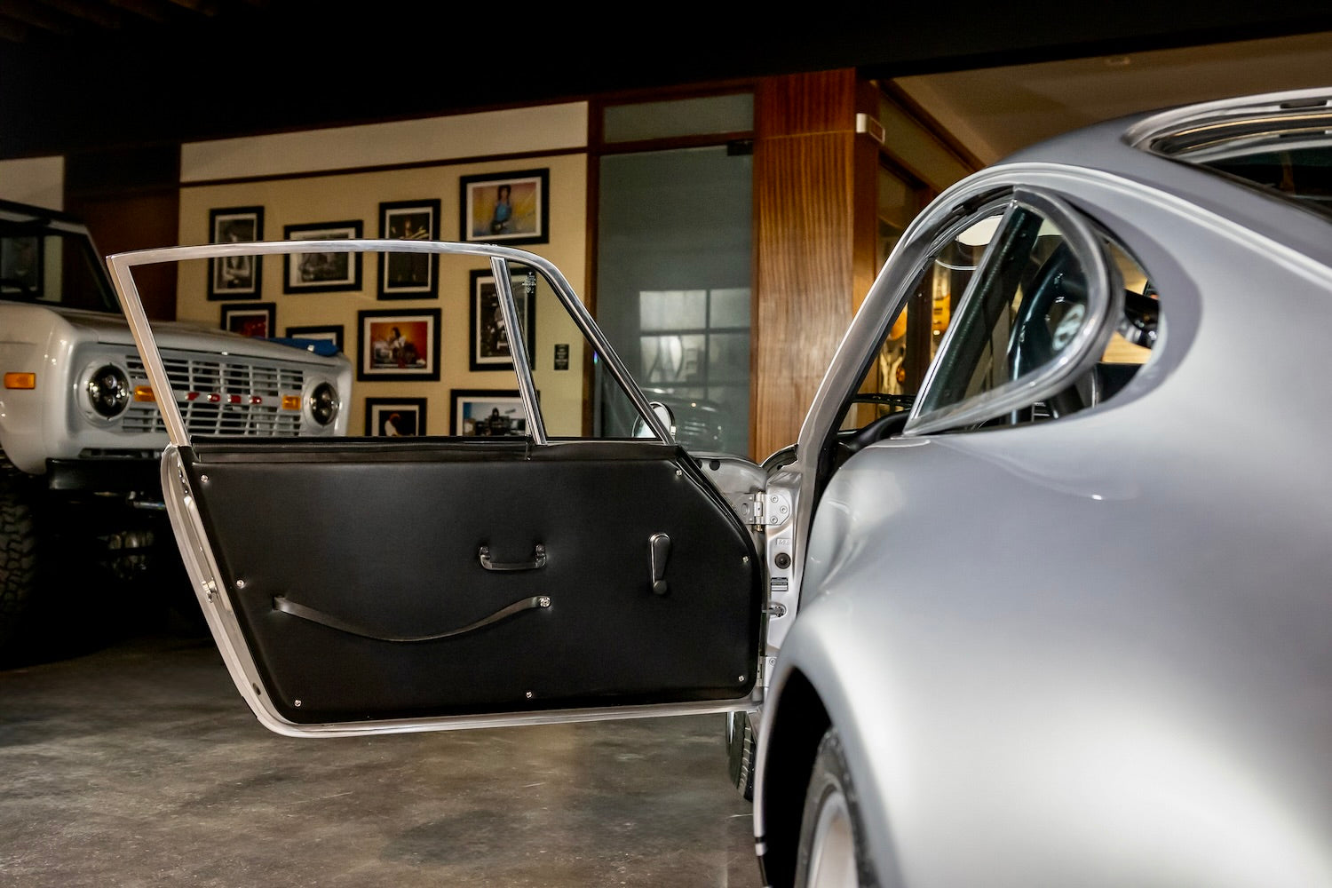 1970 Porsche 911 ST | Silver Metallic
