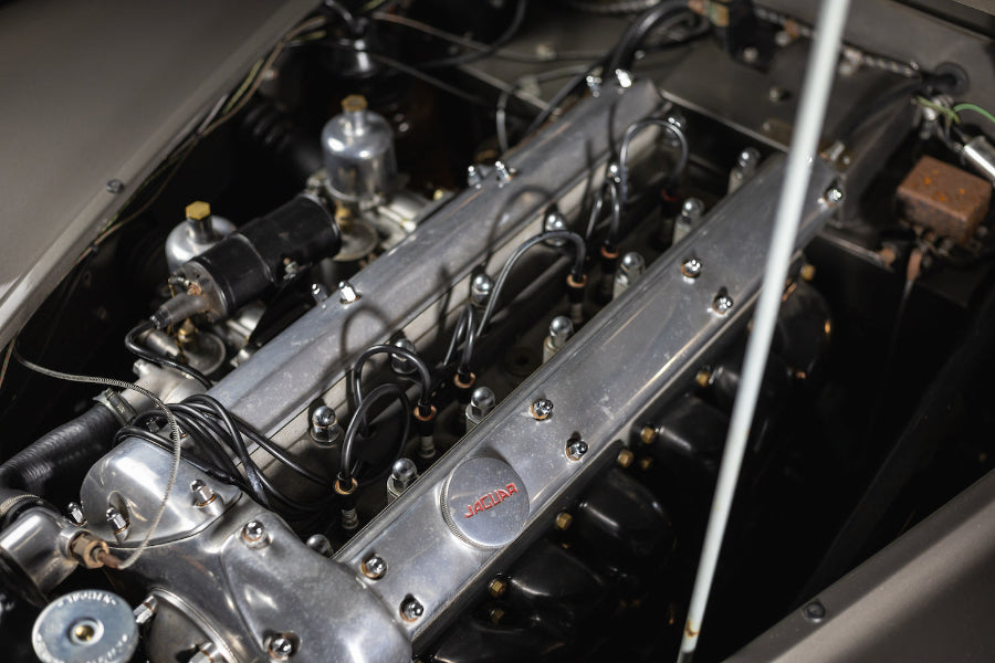 1954 Jaguar XK120 Drophead Coupé - Grey Metallic