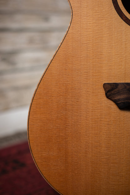 Donovan Leah Guitars Caroline Benchmark Acoustic Guitar - Natural