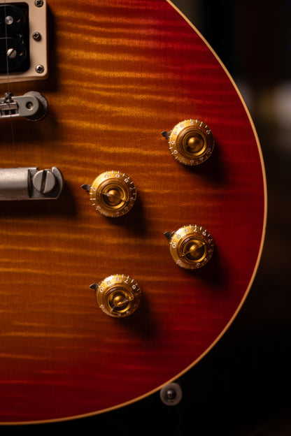 1996 Gibson Les Paul Classic Premium Plus Electric Guitar - Cherry Sunburst