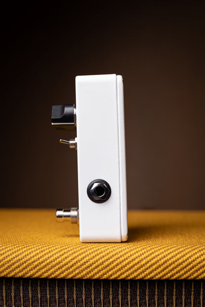 JHS 3 Harmonic Trem Pedal