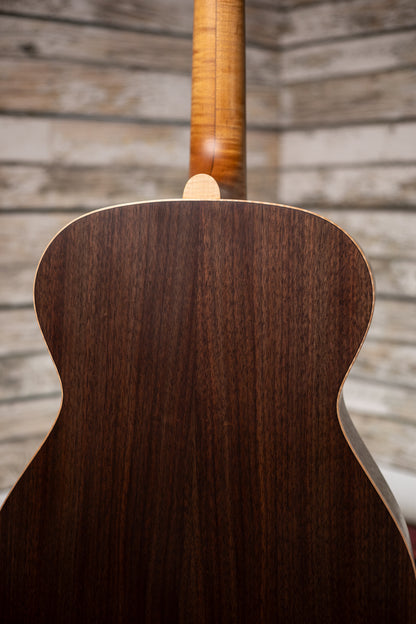 Donovan Leah Guitars Caroline Benchmark Acoustic Guitar - Natural