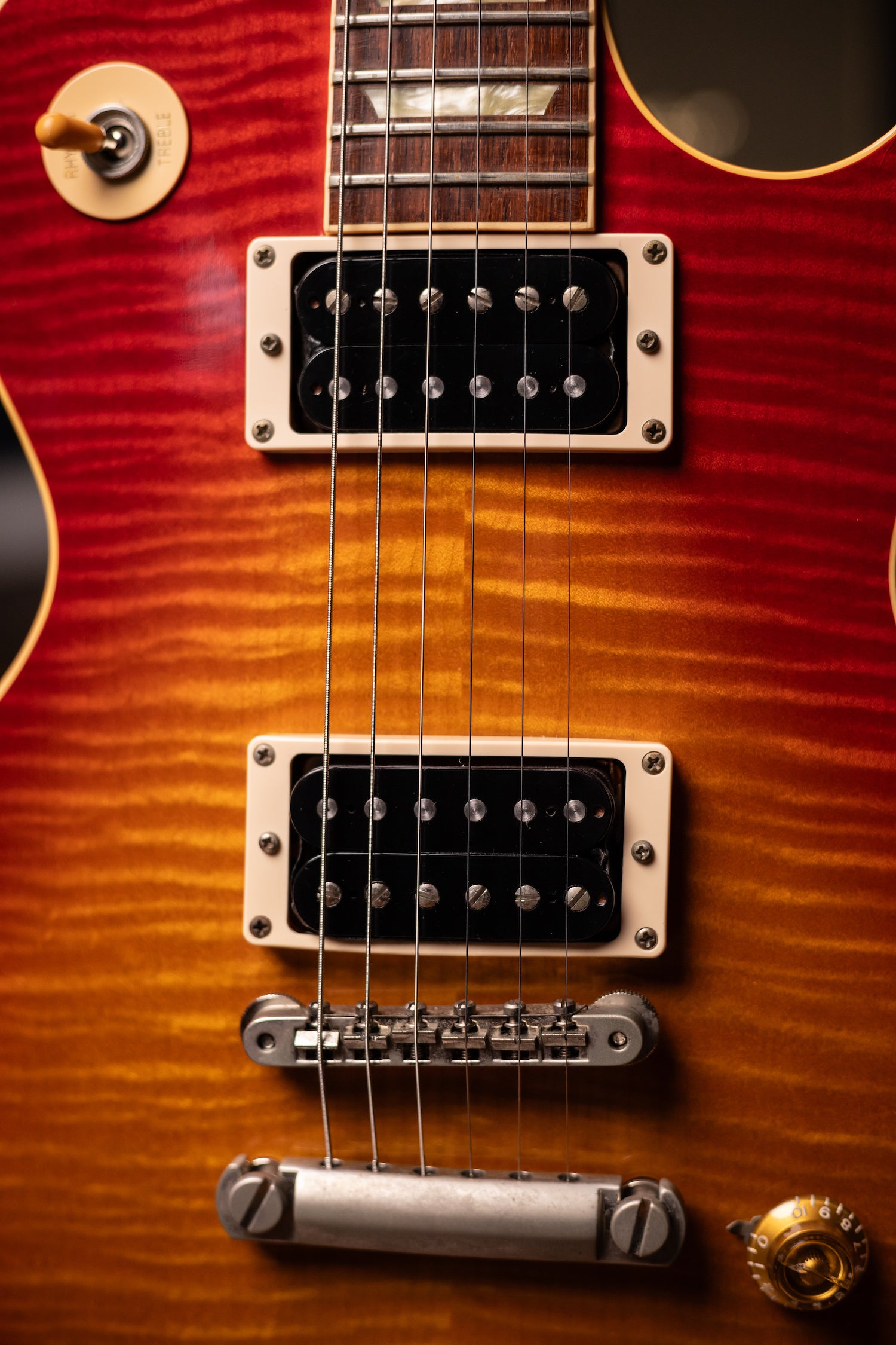 1996 Gibson Les Paul Classic Premium Plus Electric Guitar - Cherry Sunburst