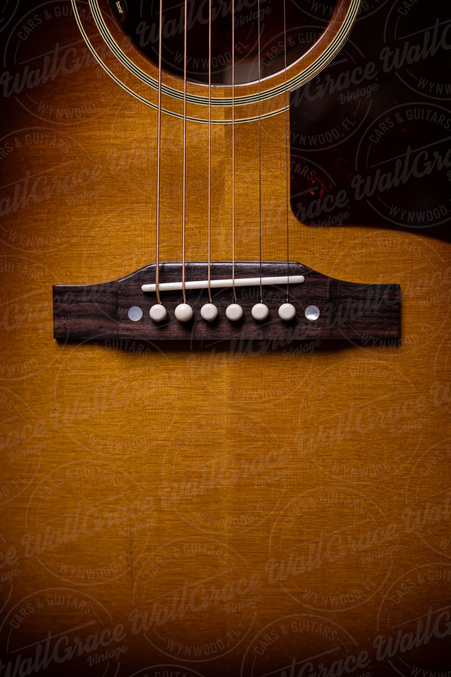 Gibson Southern Jumbo Original Acoustic Guitar - Vintage Sunburst