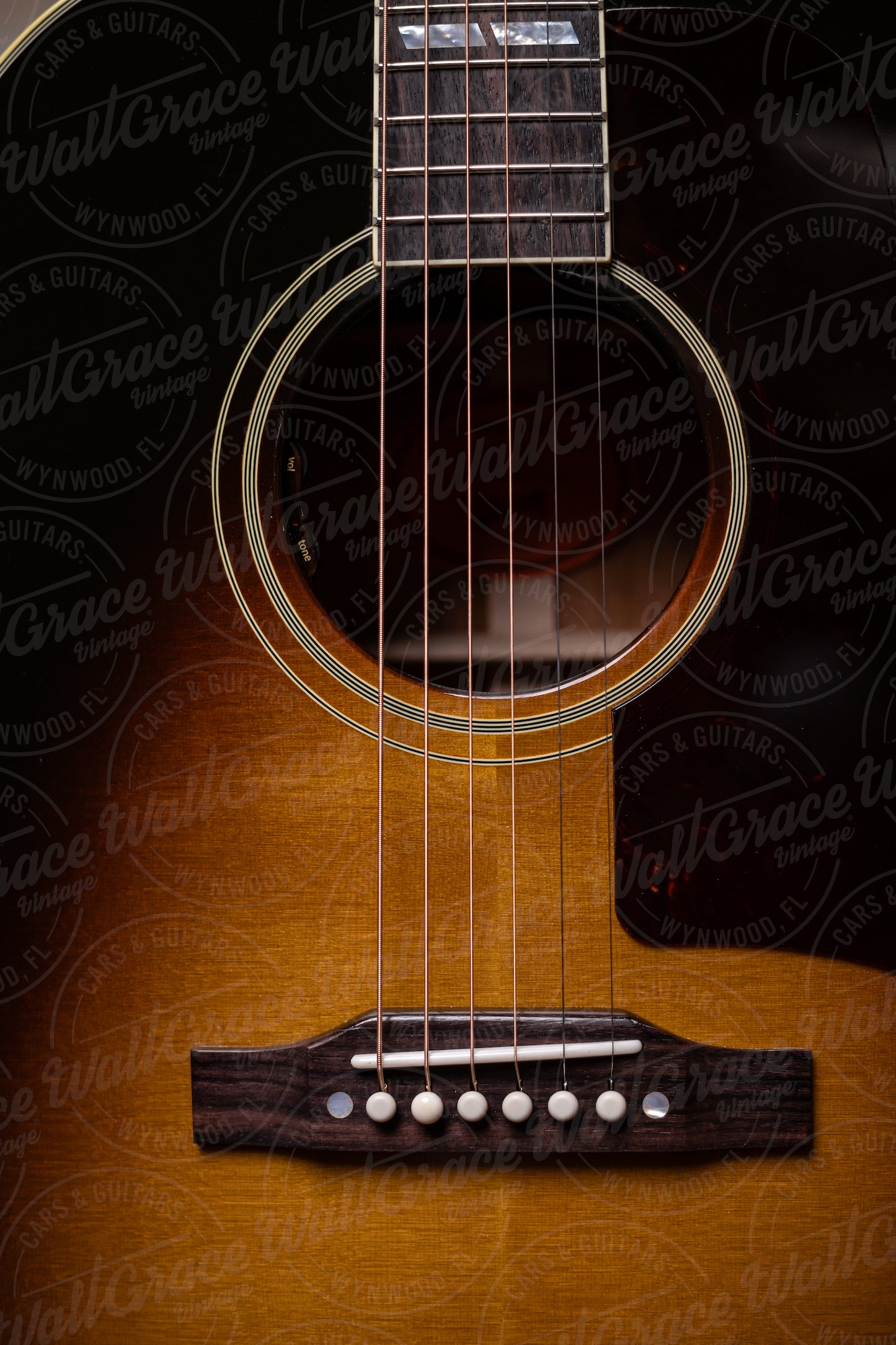 Gibson Southern Jumbo Original Acoustic Guitar - Vintage Sunburst