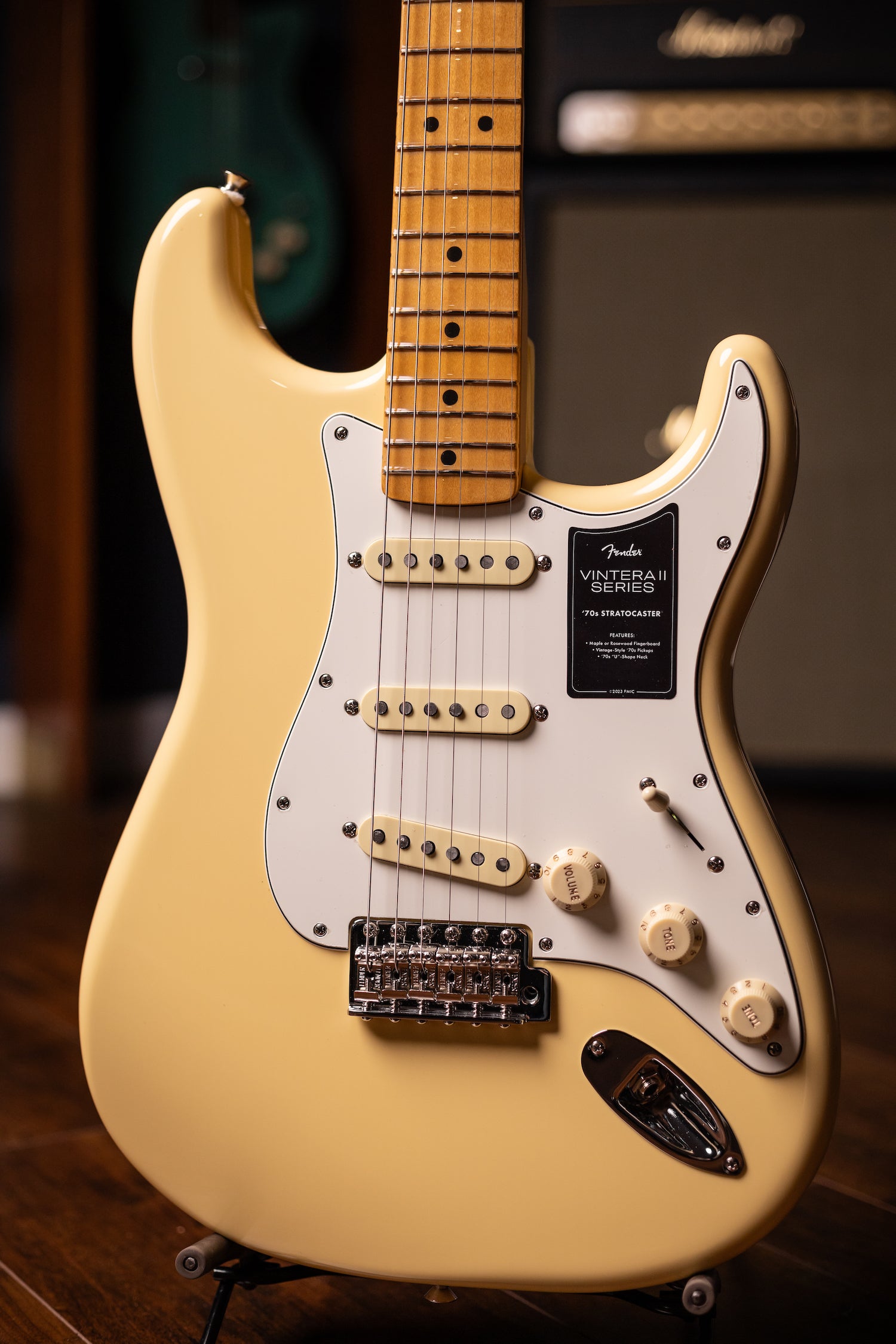 Fender Vintera II '70s Stratocaster Electric Guitar - Vintage White
