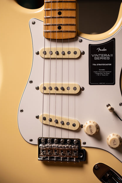 Fender Vintera II '70s Stratocaster Electric Guitar - Vintage White