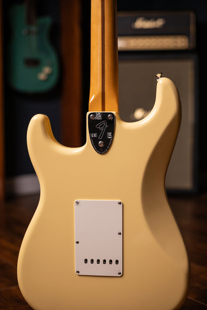 Fender Vintera II '70s Stratocaster Electric Guitar - Vintage White