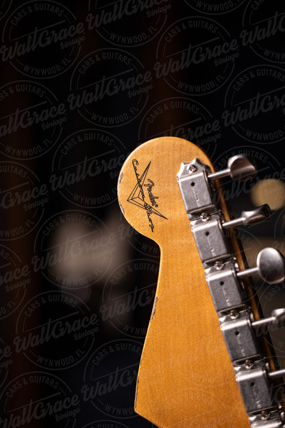 Fender Custom Shop Late 1962 Stratocaster® Relic® with Closet Classic Hardware Electric Guitar - Super Faded Aged Shell Pink