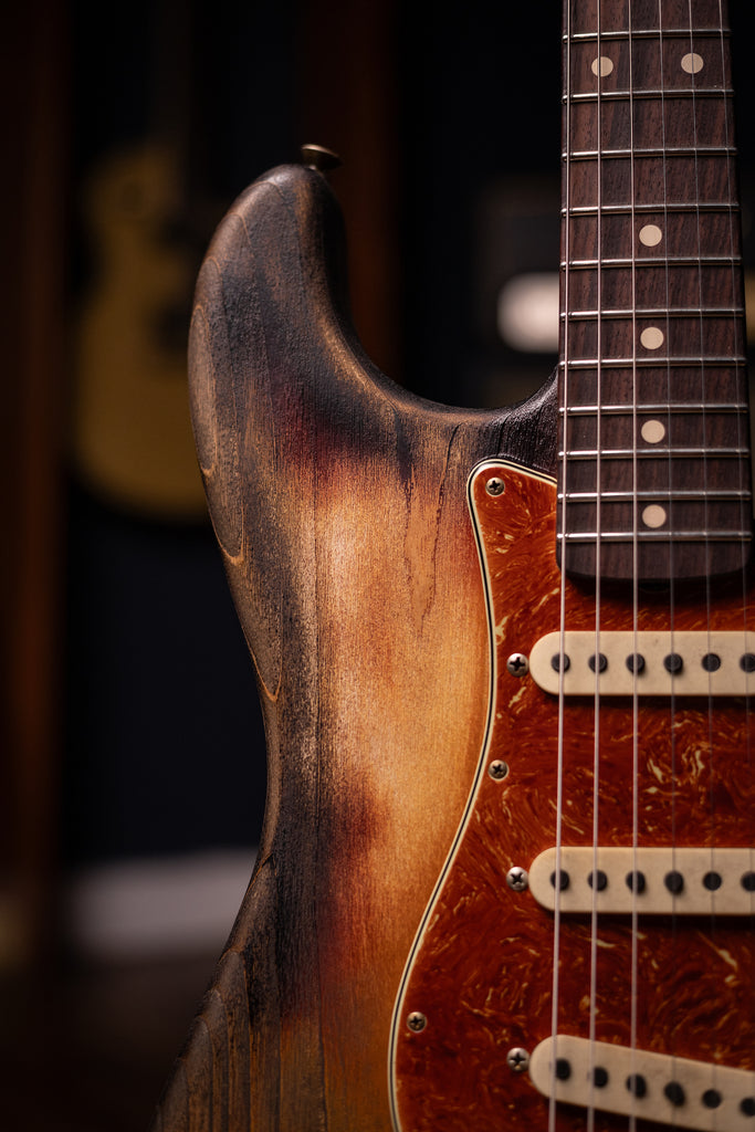 Fender Custom Shop Master Built Custom Sandblasted Stratocaster Heavy Relic Electric Guitar – 3-Color Sunburst