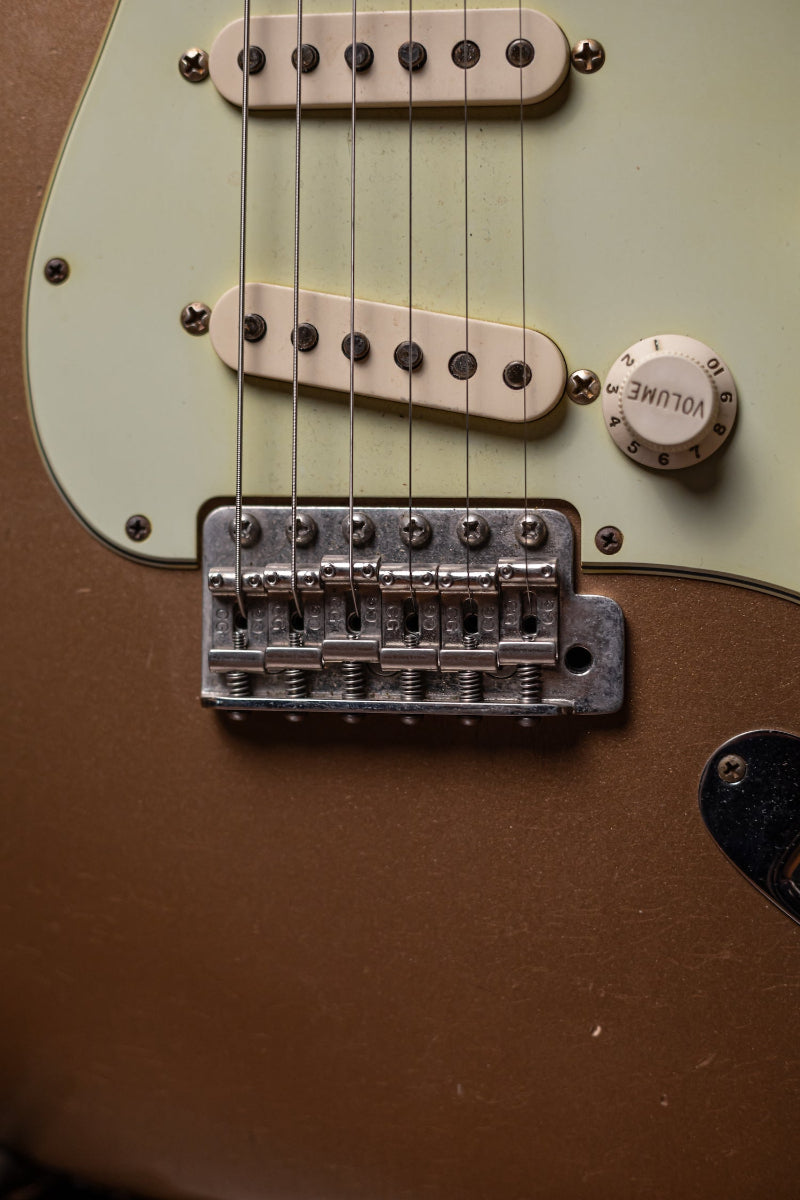 2011 Fender Custom Shop 1960 Stratocaster Relic Electric Guitar - Firemist Gold