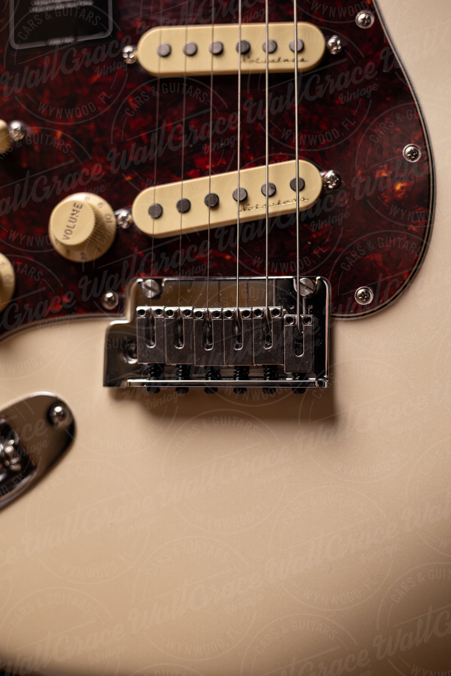 Fender Player Plus Stratocaster Left Handed Electric Guitar - Olympic Pearl