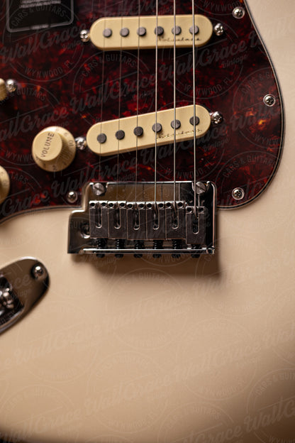 Fender Player Plus Stratocaster Left Handed Electric Guitar - Olympic Pearl