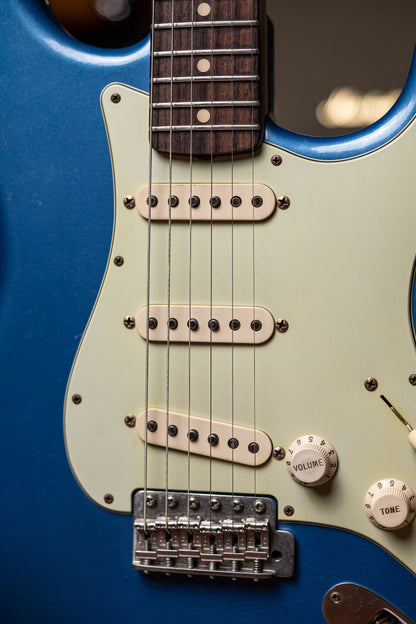 2011 Fender Custom Shop 1960 Stratocaster Relic Electric Guitar - Lake Placid Blue