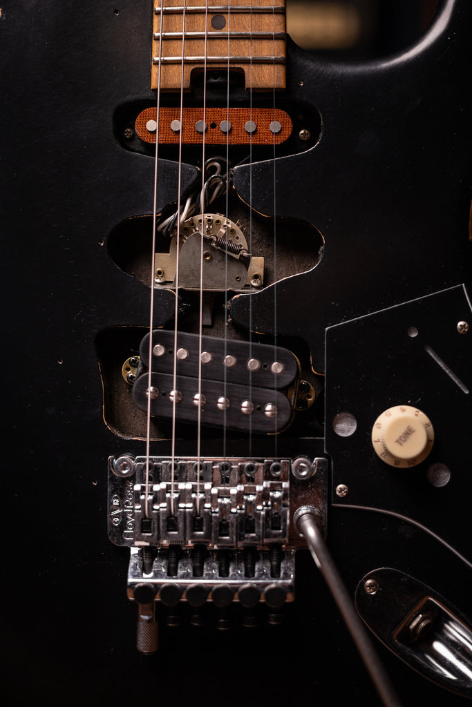EVH Frankenstein Series Relic Electric Guitar - Black