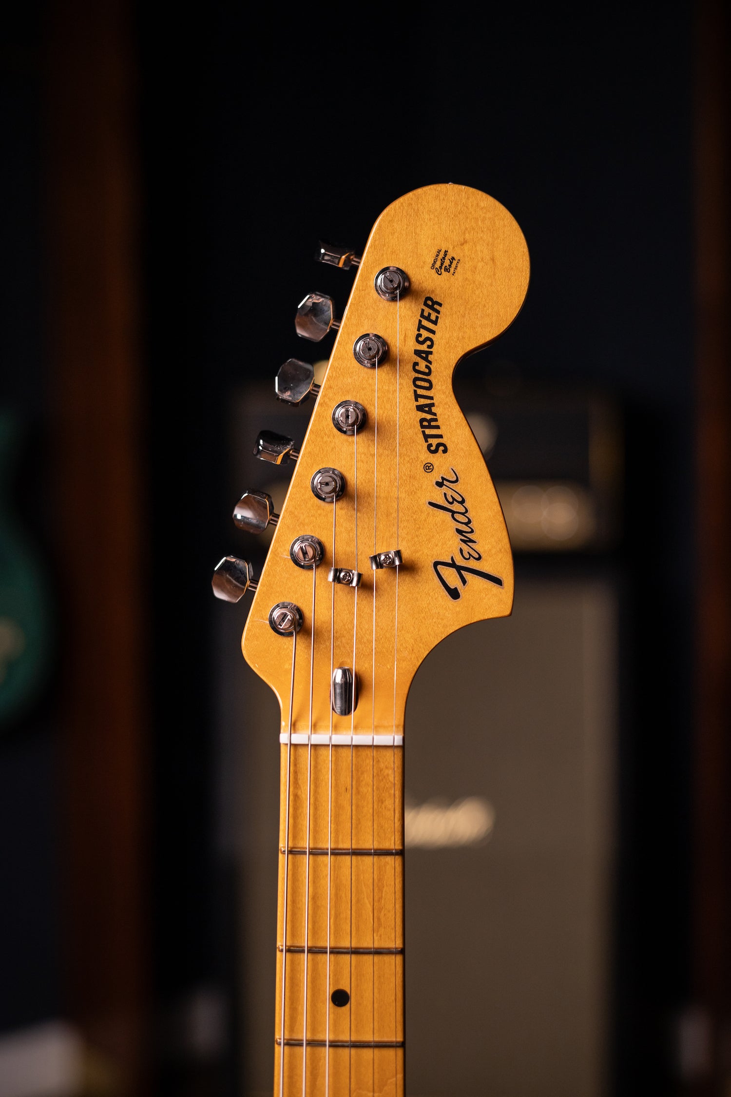 Fender Vintera II '70s Stratocaster Electric Guitar - Vintage White